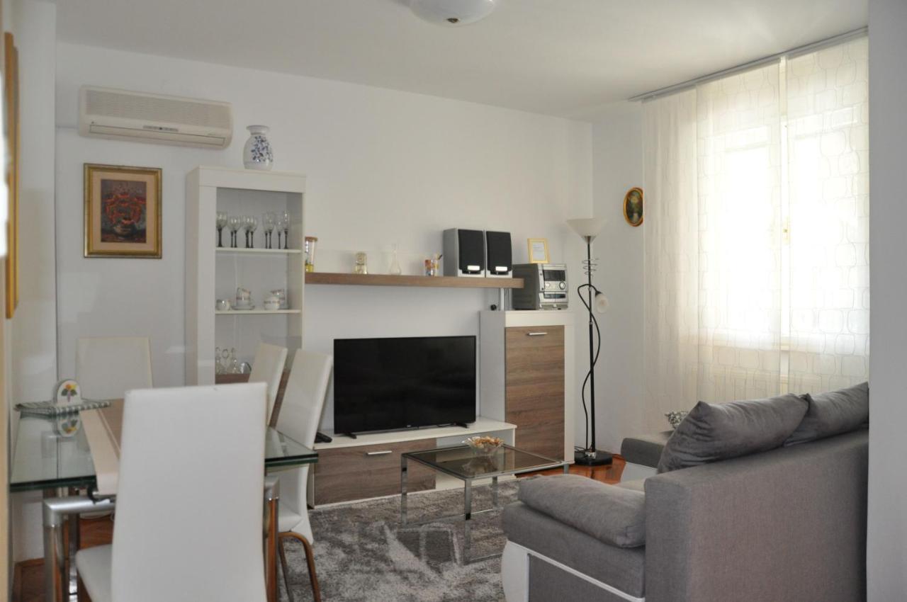 Apartmaji Stamcar Izola Esterno foto