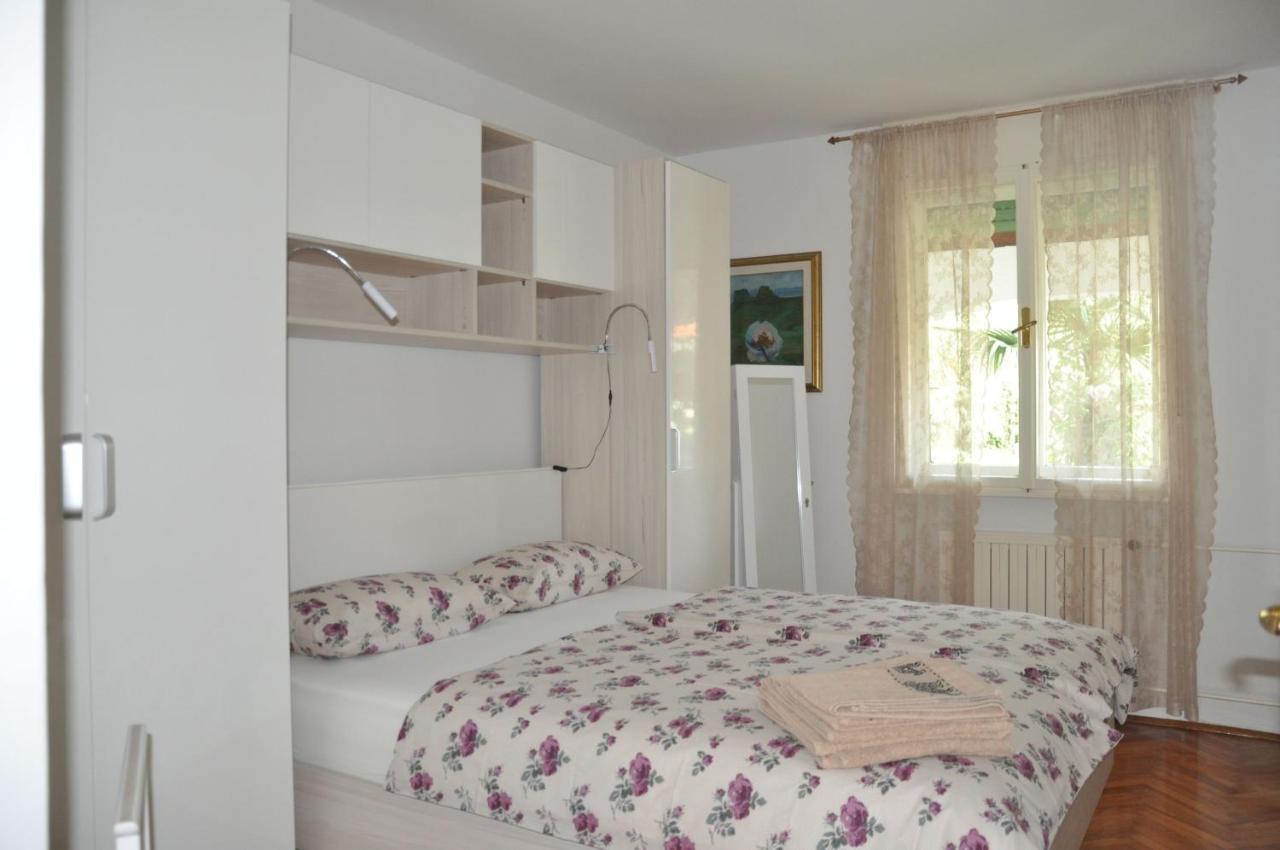 Apartmaji Stamcar Izola Esterno foto