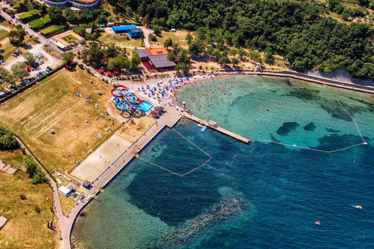Apartmaji Stamcar Izola Esterno foto